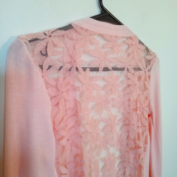 Long Sleeve Waterfall Cardigan with Lace Back - Picture 7 of 9